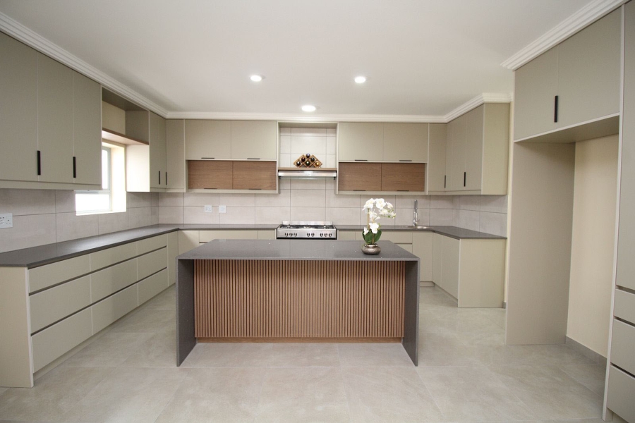 3 Bedroom Property for Sale in Blue Lagoon Western Cape